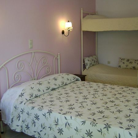 Rihios Hotel สตาวรอส ภายนอก รูปภาพ