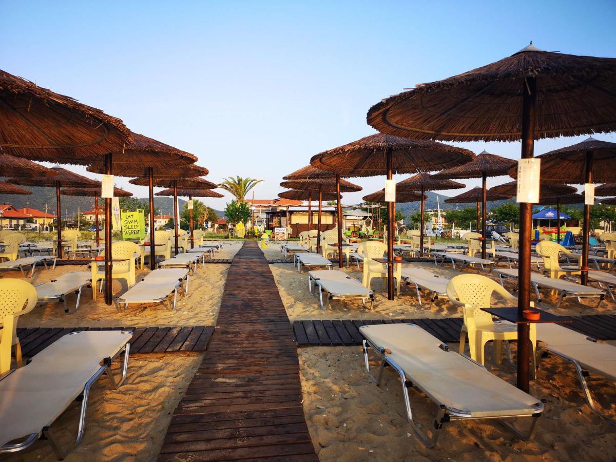Rihios Hotel สตาวรอส ภายนอก รูปภาพ