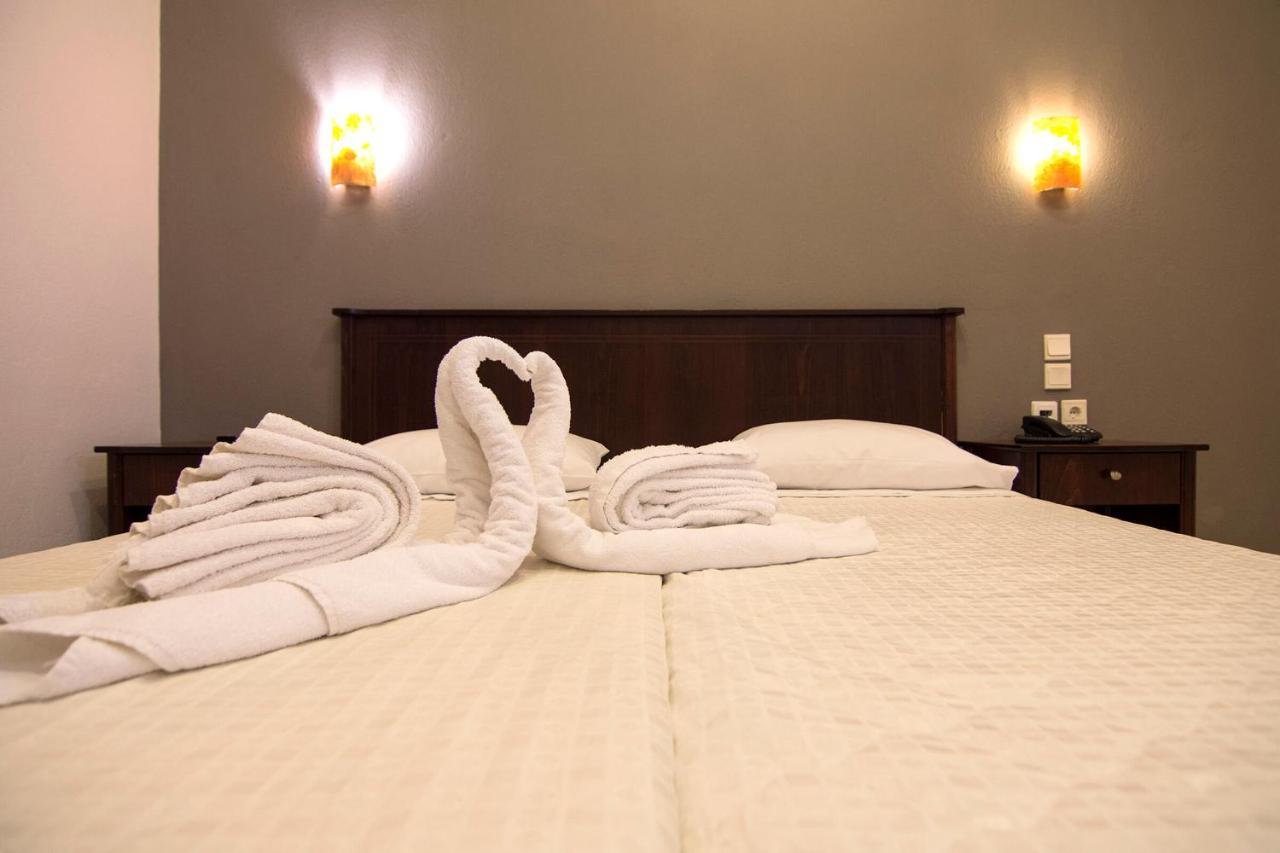 Rihios Hotel สตาวรอส ภายนอก รูปภาพ