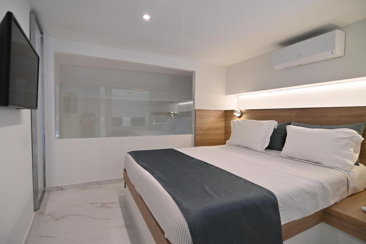 Rihios Hotel สตาวรอส ภายนอก รูปภาพ