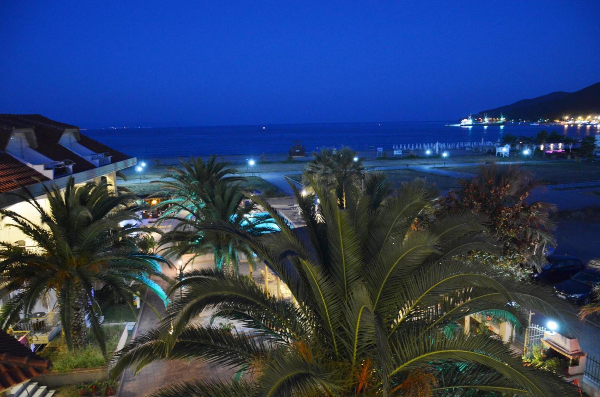 Rihios Hotel สตาวรอส ภายนอก รูปภาพ