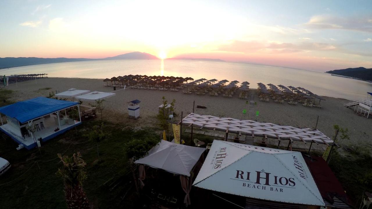 Rihios Hotel สตาวรอส ภายนอก รูปภาพ