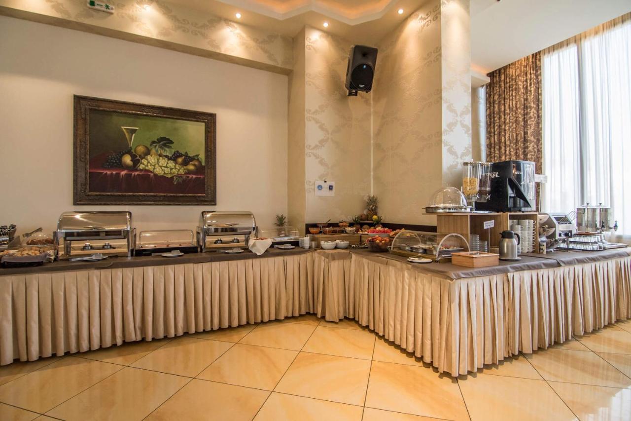 Rihios Hotel สตาวรอส ภายนอก รูปภาพ